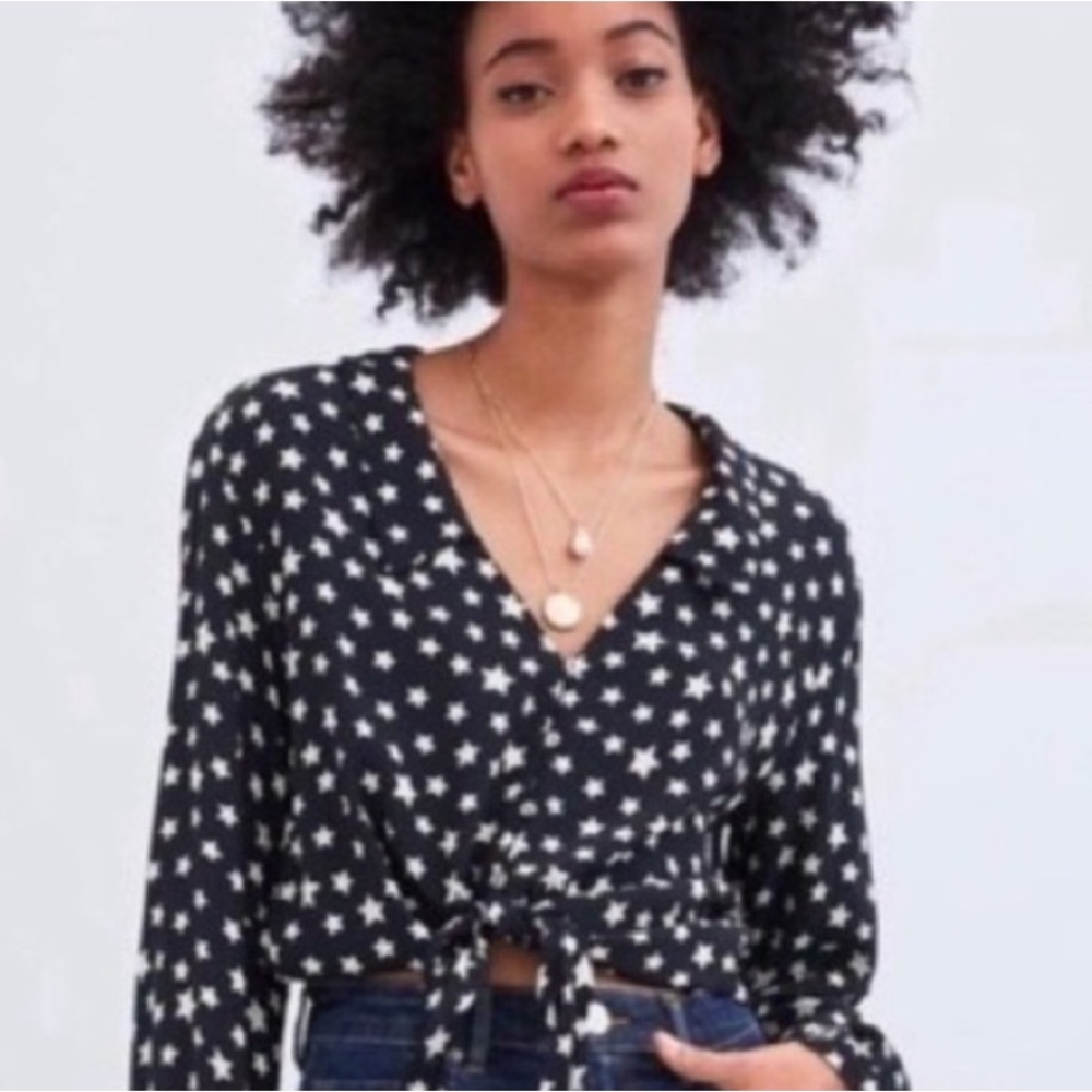 ☎️ Zara Star Print Tie-Front Long Sleeve Button-Down Blouse 4th of July beach